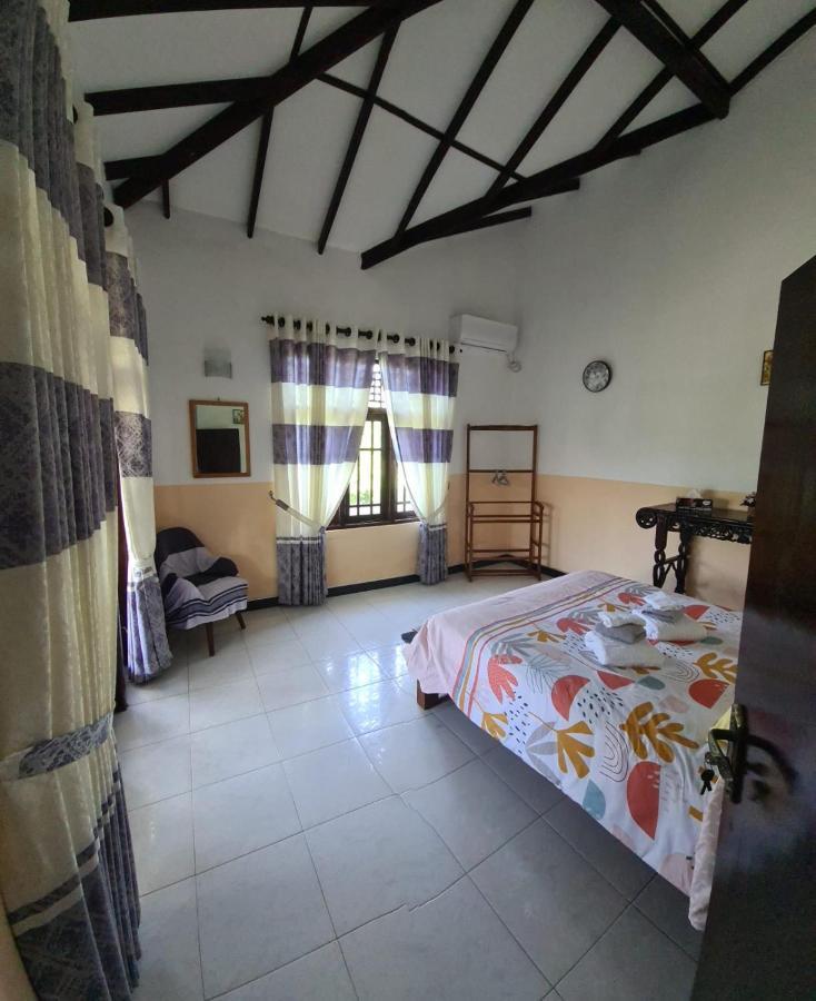 Ja-Elas French Touch Bed and Breakfast Eksteriør billede