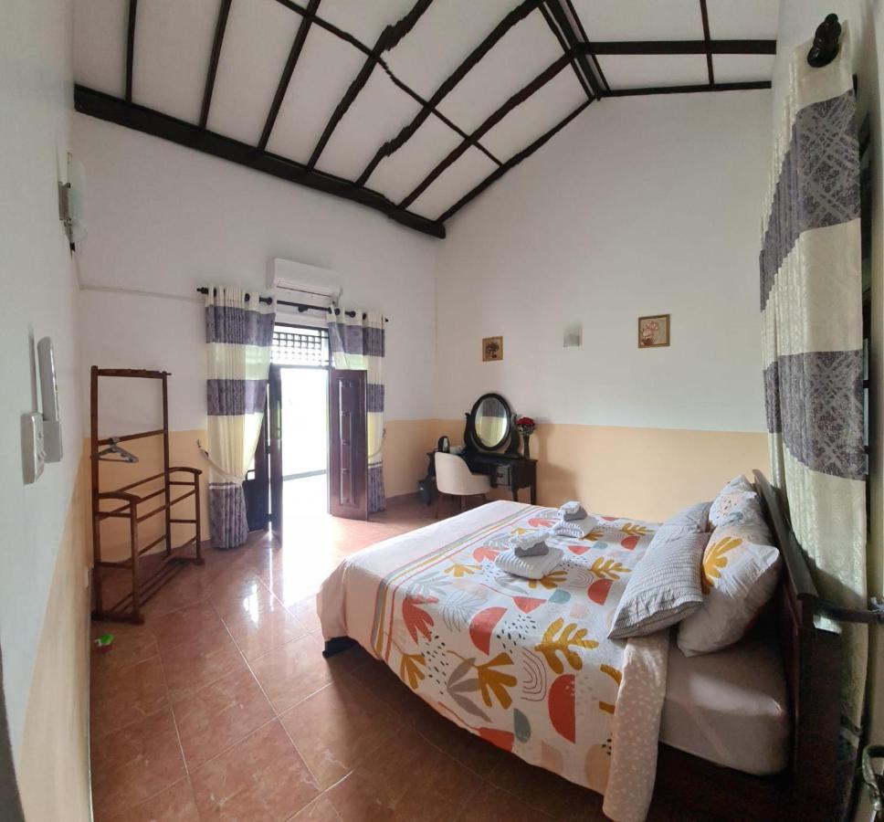 Ja-Elas French Touch Bed and Breakfast Eksteriør billede